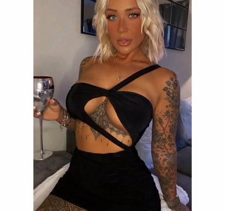 Faye Padley free actress pic