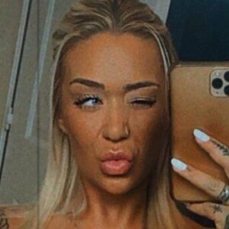 Faye Padley star photos