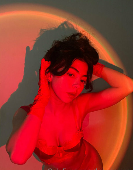 Katygamez model nude galleries