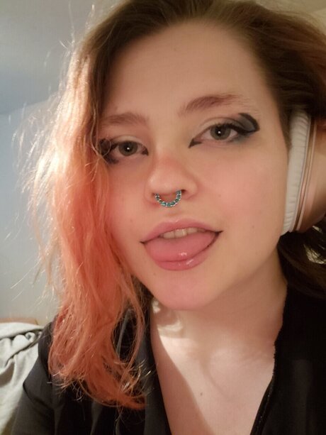 EnbyBunny adult actress pics