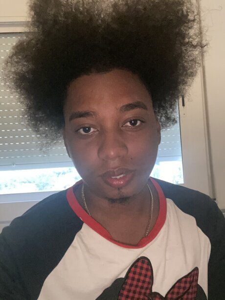 Ramon daniel Castillo feliz actress photo