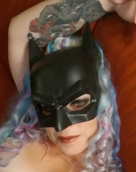 Justhangingout pornstar adult pic