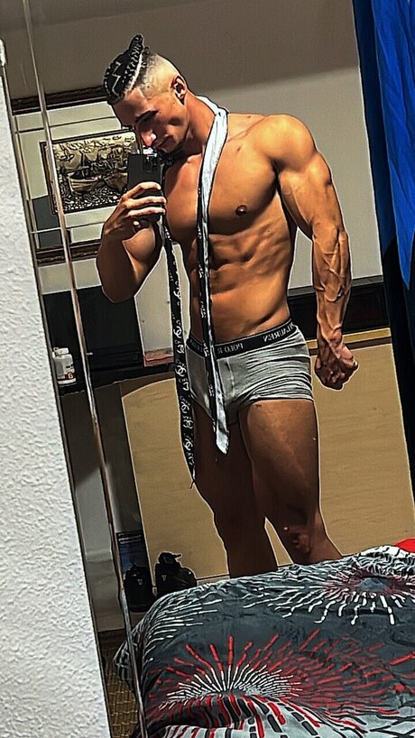 _Coyote_ star adult images