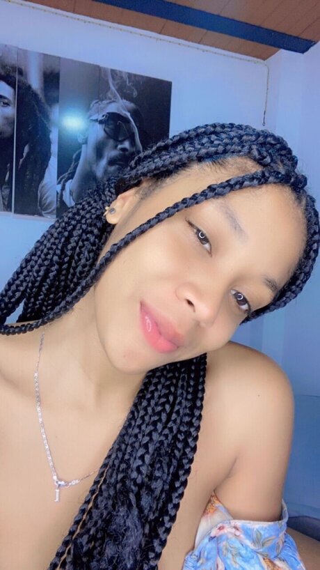 Electra Jones beautiful actress image