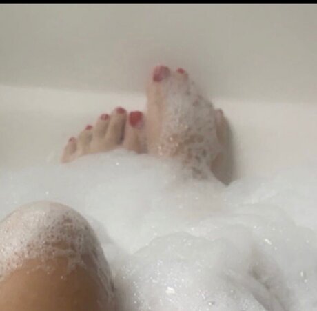 Natasha_ model hot pics