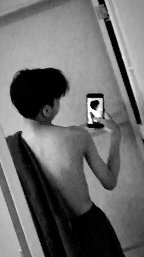 WewereborntoseX top actress image