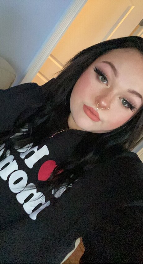 Savanna pornstar top pic