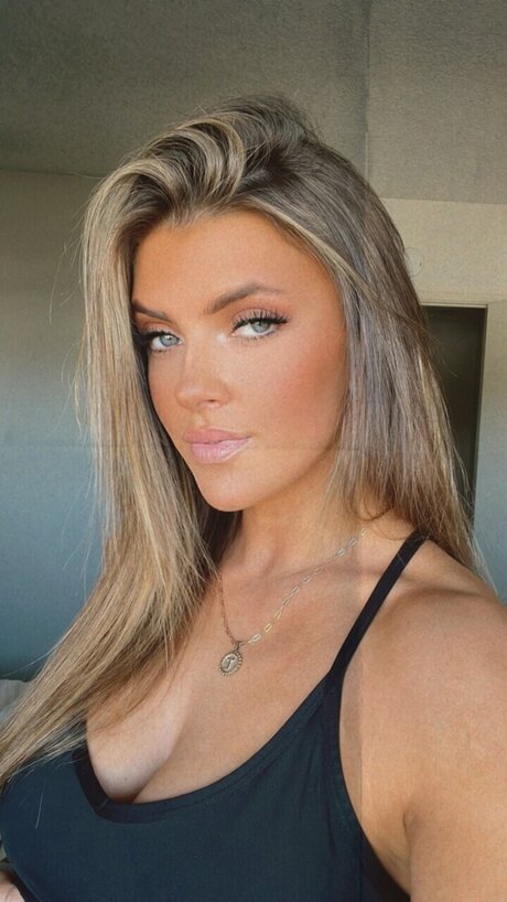 Taylor Boley perfect pornstar photos