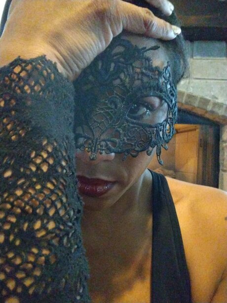 Skyy Walker pornstar adult pictures