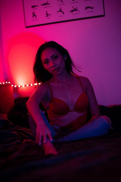 xxxclusivelyAG hd actress archive