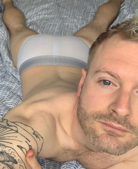 Kiwiinlondon exclusive star pic