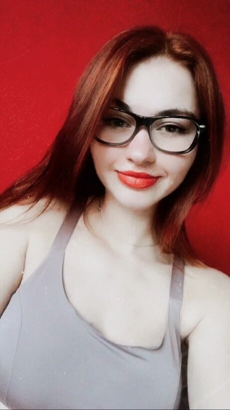 SiReds sex pornstar img