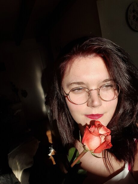 Rosaly star free picture