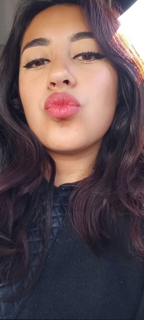 Susset pornographic model img