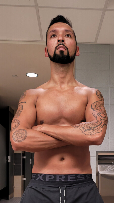 KallmeCris exclusive pornstar photos