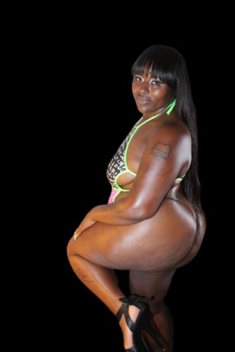 Bigbodyy750 nudes actress pic