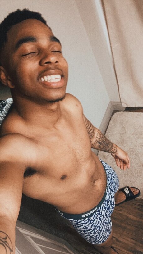 Dewopbabyyy model xxx photo