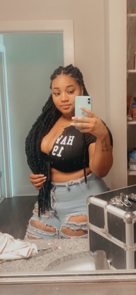 Aryjayyyy best actress images