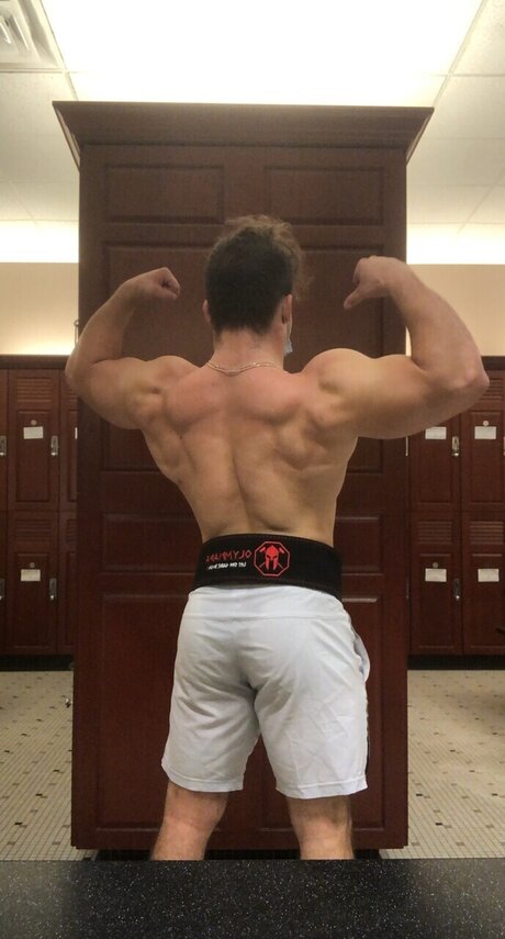 Thick model sexy photo