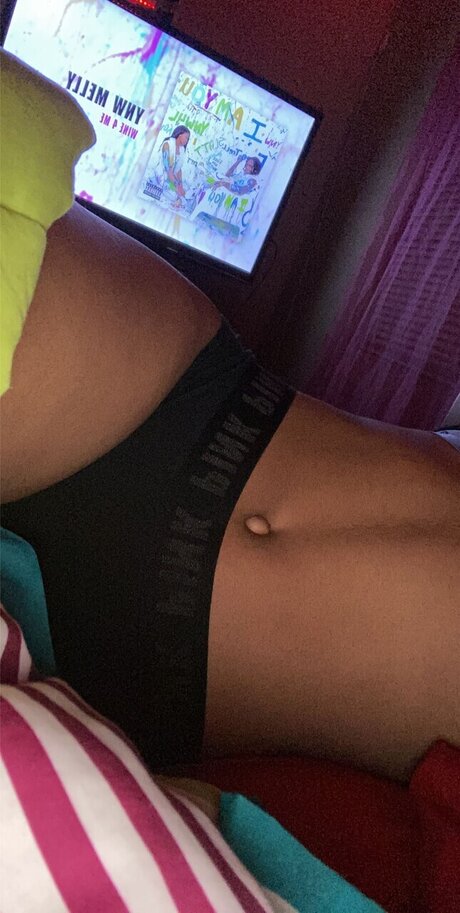 BriaLexis model hd pics