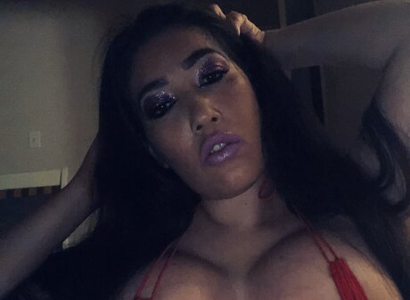 _4dayz nudes model pic