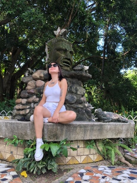 Monsse Harket model naked photo