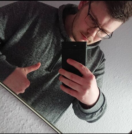 Stinson 99 pornstar nude img