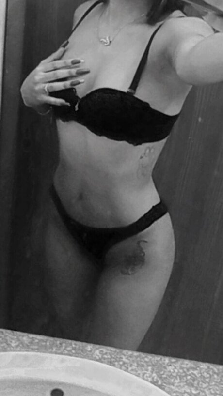 _fireday_ nudes actress photos