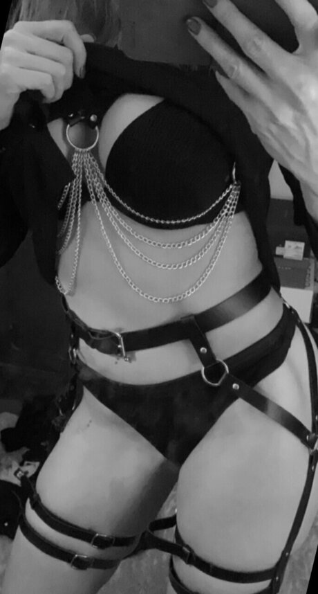 Dutchplaymate95 pornstar erotic galleries