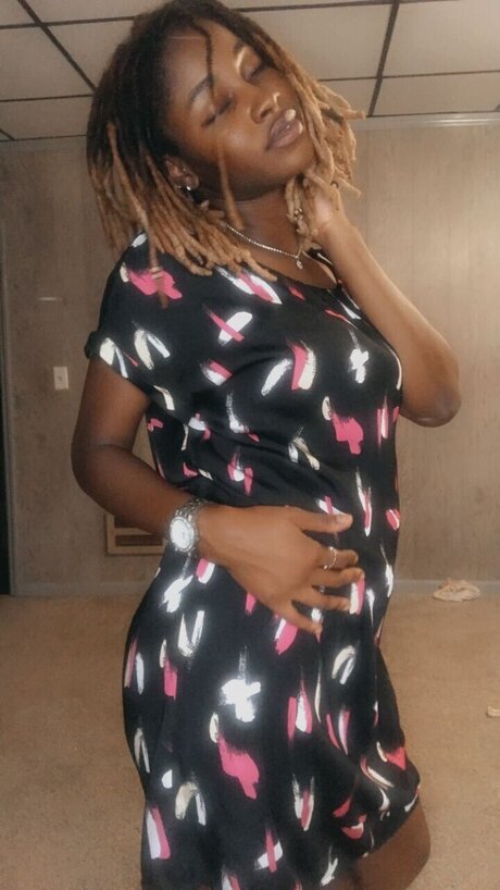 I juicyy nude actress images