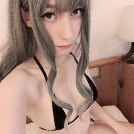 PoisonedMeatball hot model pics