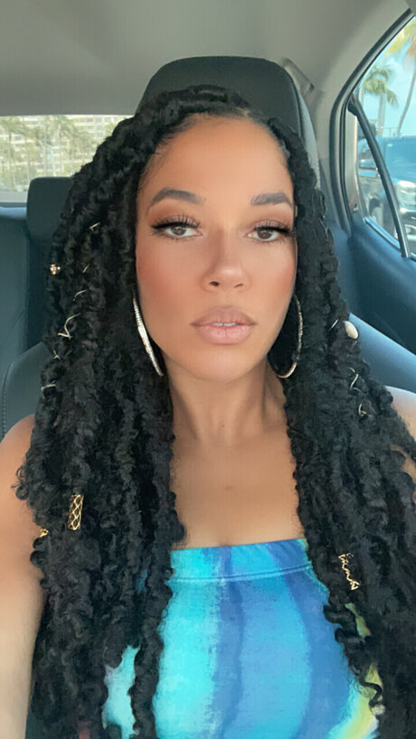 Desii Smitth star high quality photos