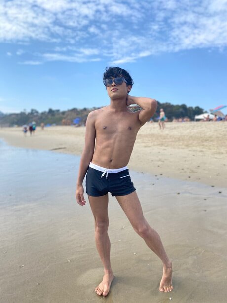 Matteo Gomez star images