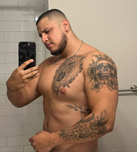 Oscar Juca model porn photos