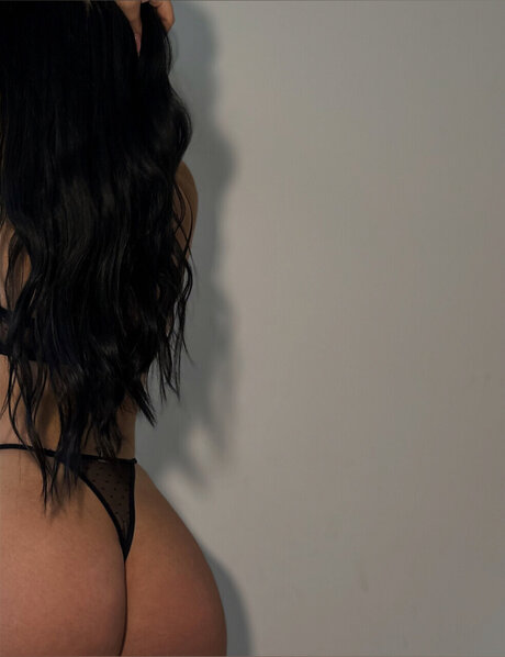 ollisia pornstar nude archive