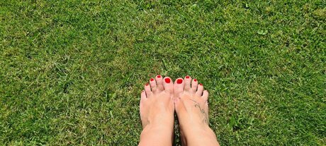 Chica Cherry naked star image