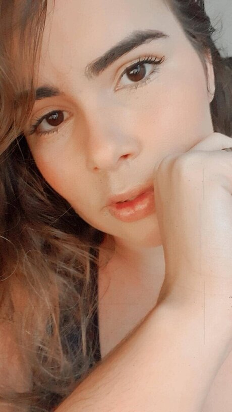 Mikaelly Soares adult actress img