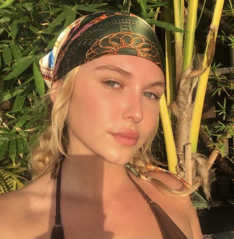 laia fp model exclusive image