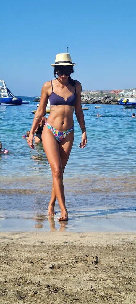 Cintyty pornstar nudes photos