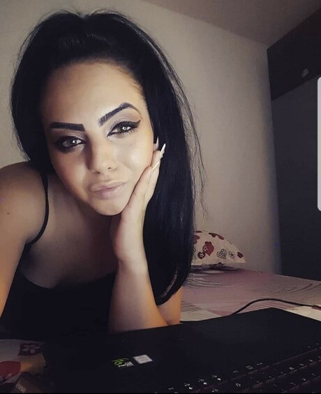 Daniela Denisa pornstar hd photos