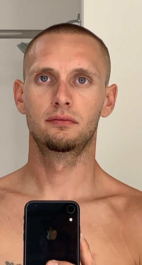 Jeazy star hot pictures