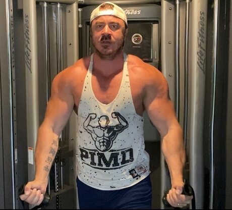 DmacFit model perfect photo