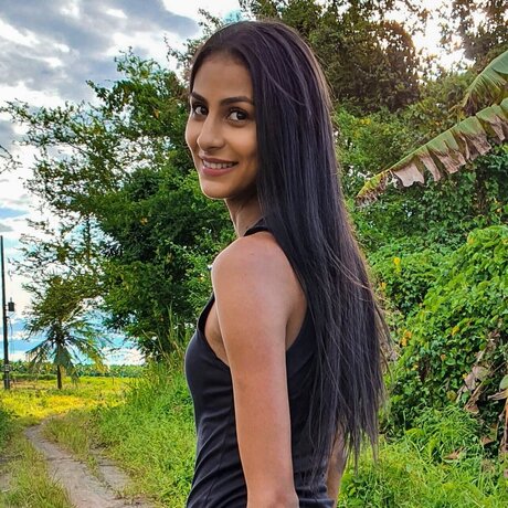 Nairobi Paradise art actress archive