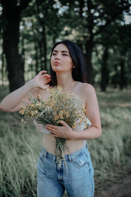 Alinka model pretty picture