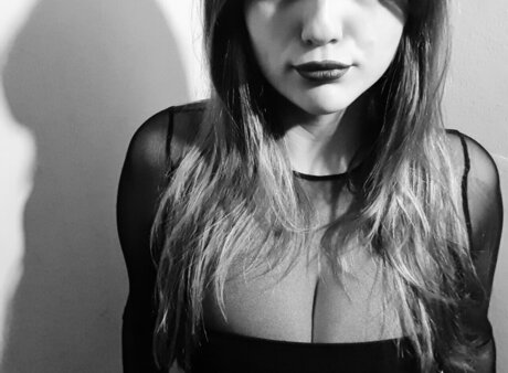 Miss Danielle nice model picture