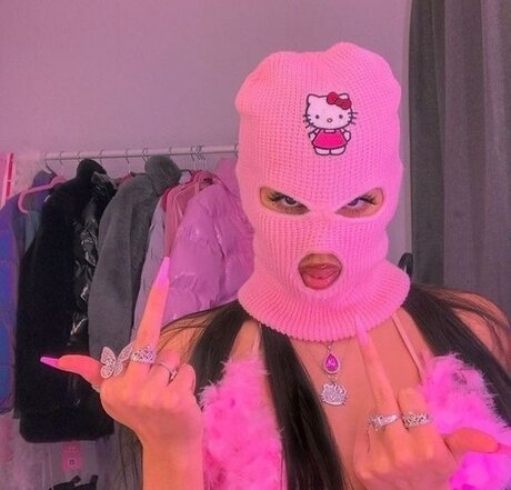 Georgia top model img