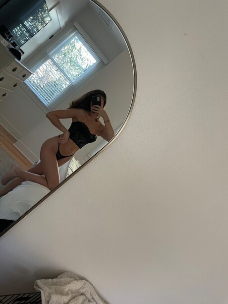 Mary Alice pornstar naked picture