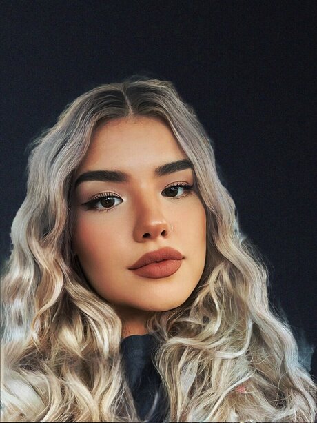 Salem Voorhees adult star pic