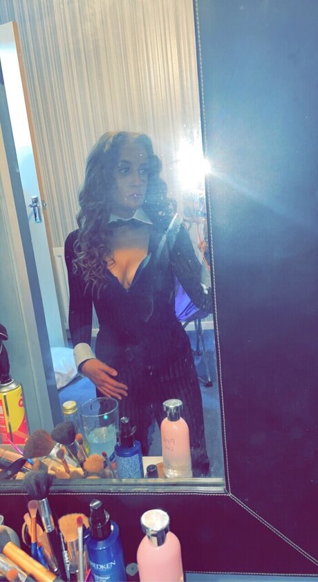 Sophiea ross naked actress pictures