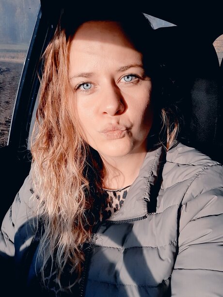 Petronka model high quality img